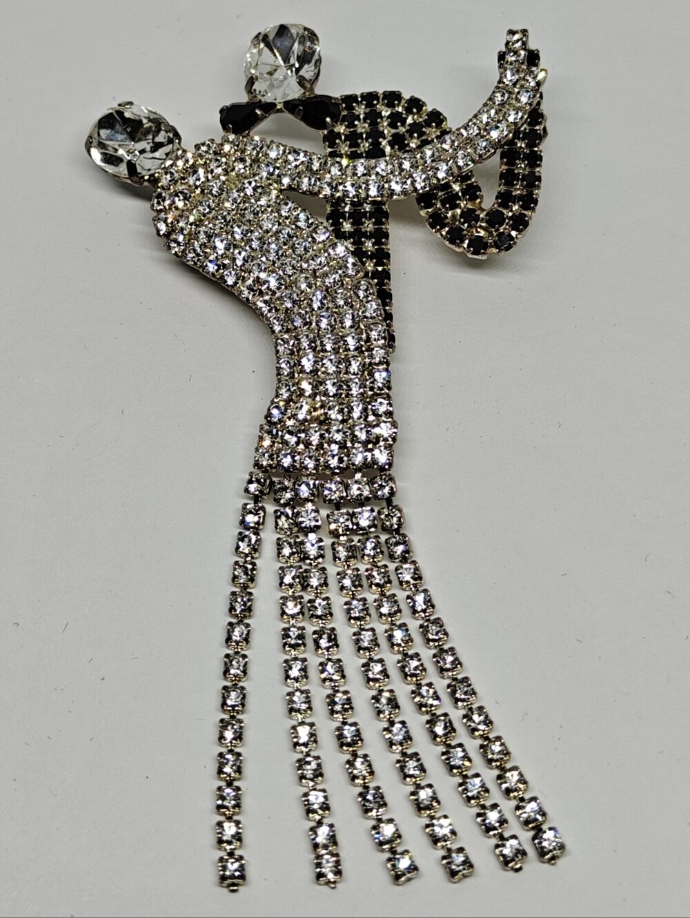 Vintage Butler & Wilson style articulated tango dancers brooch